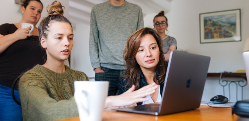 How to build a positive company culture that attracts and retains talent