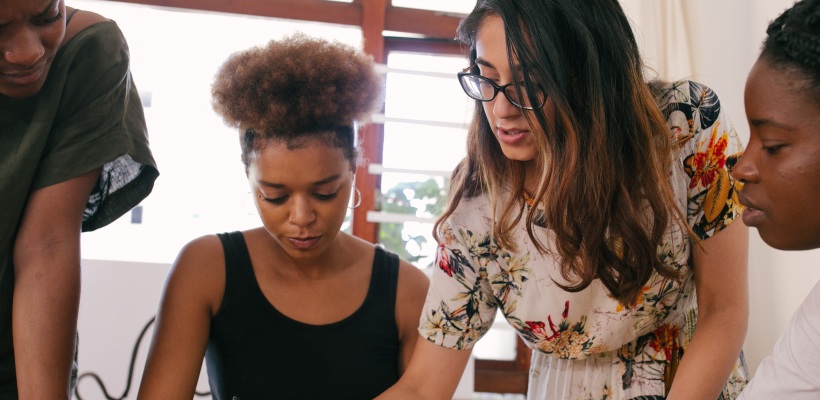 The benefits of a four-day work week and how to implement it