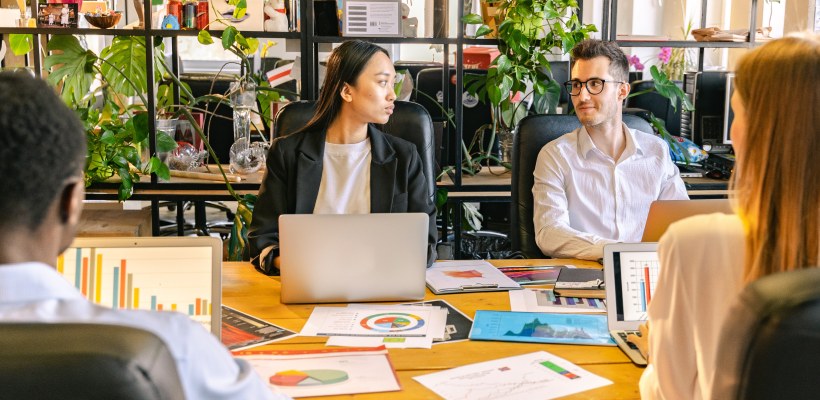 hr team meeting to discuss employee performance